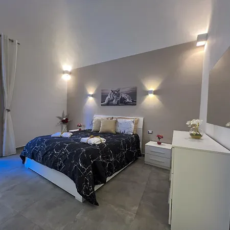 Leoscar In Center Self Check-in Apartamento *